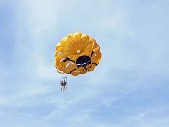 Paragliding over the Bay of Angels - Nice